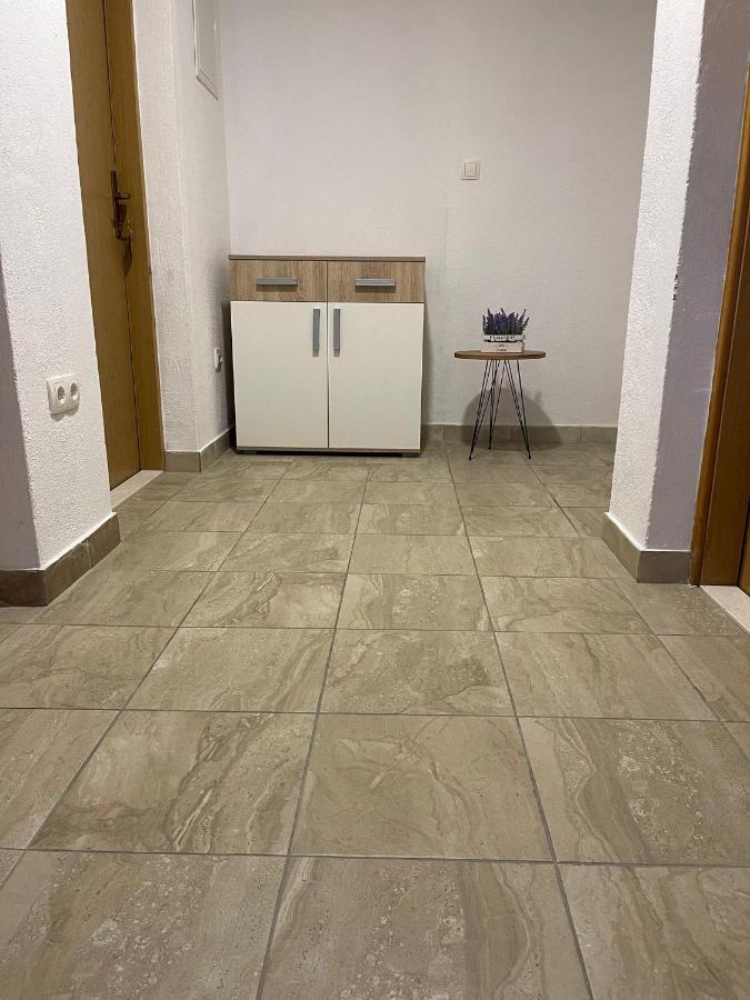 Apartmani Zuti Neum Eksteriør bilde